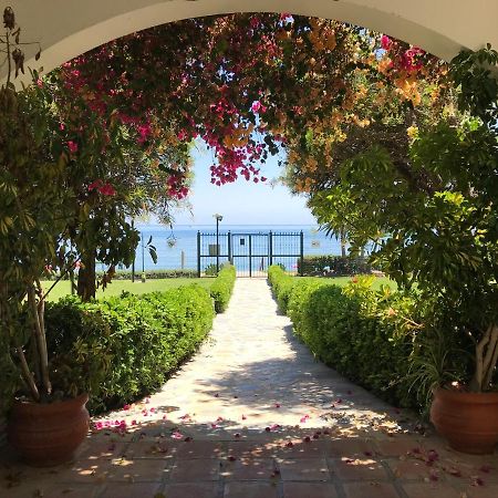 Marbella - Estepona beach frontline apartment Exterior foto